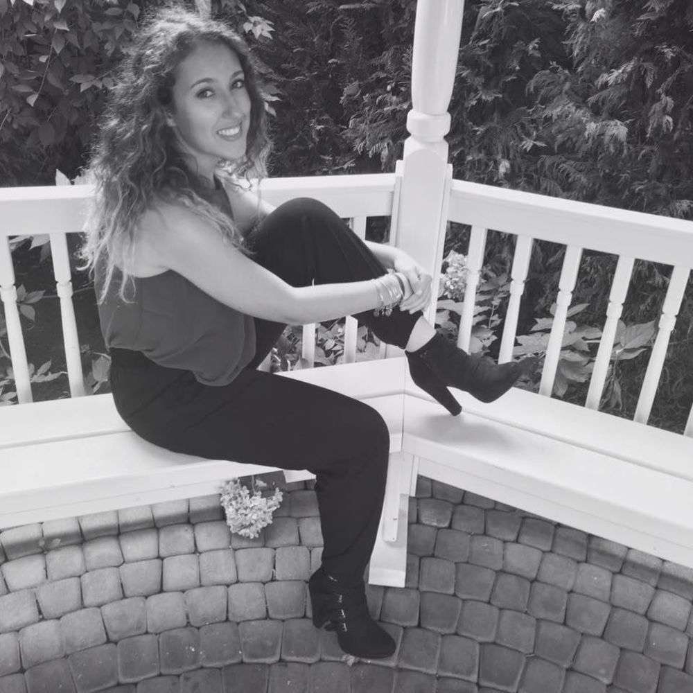 Meet your Posher, Felicia